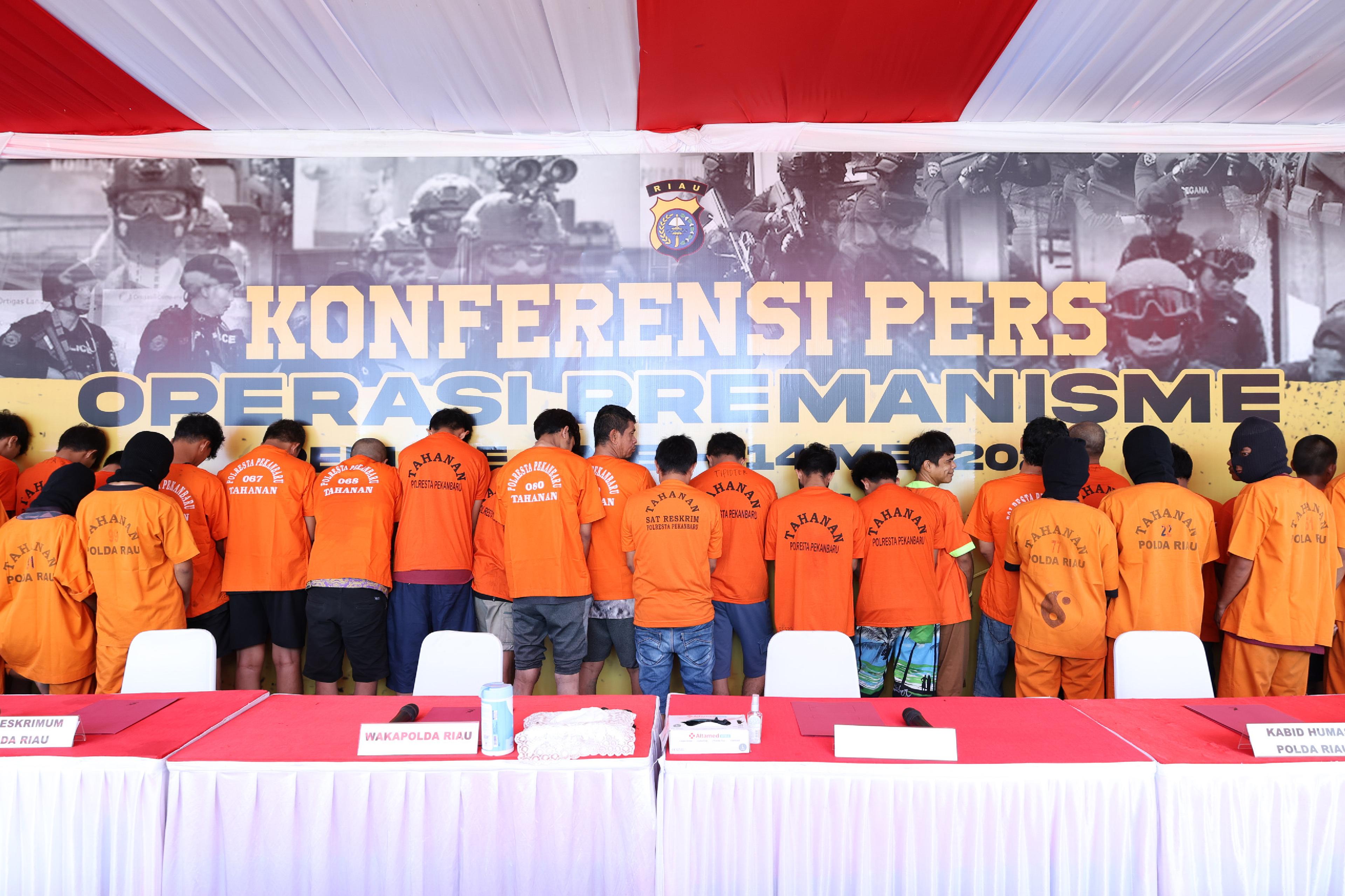 Foto Survei Indikator Politik Indonesia: Kepuasan Tinggi Warga pada Polisi Berantas Premanisme