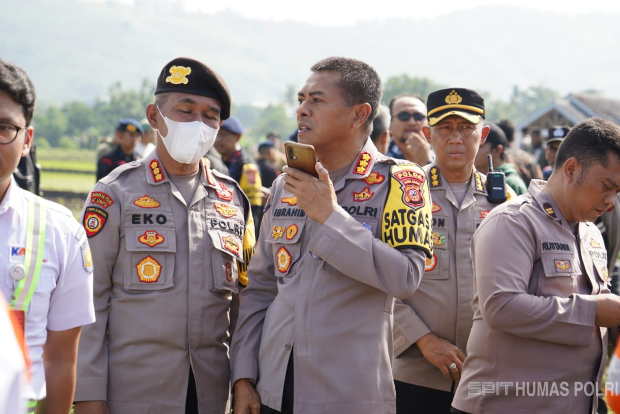 Update Korban Tabrakan Kereta Api Turangga Dan Lokal Di Cicalengka ...