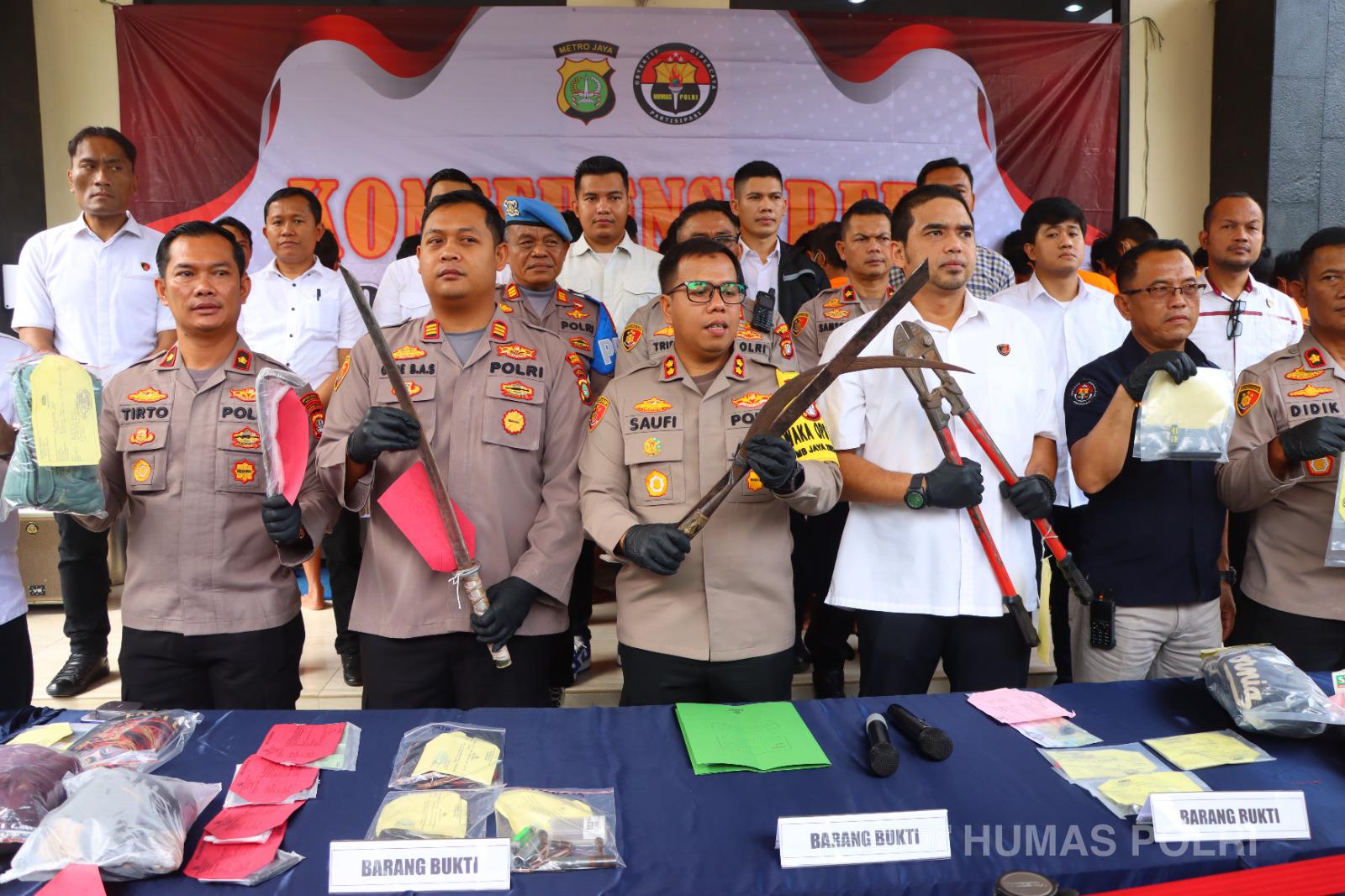 Ungkap 23 Kasus Kejahatan Dalam Waktu Satu Bulan, Polres Metro Bekasi ...