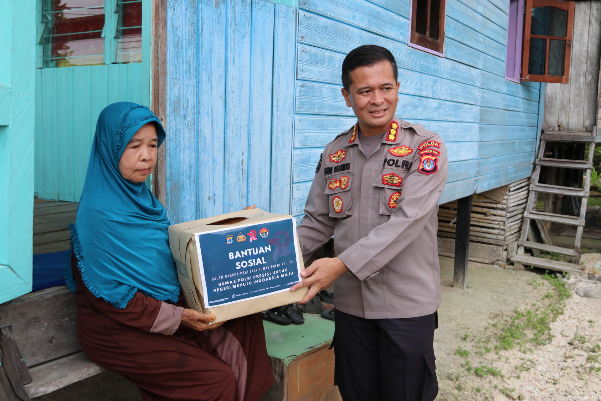 Bidhumas Polda Kaltara Melaksanaan Basos Air Bersih Dalam Rangka Hut ...