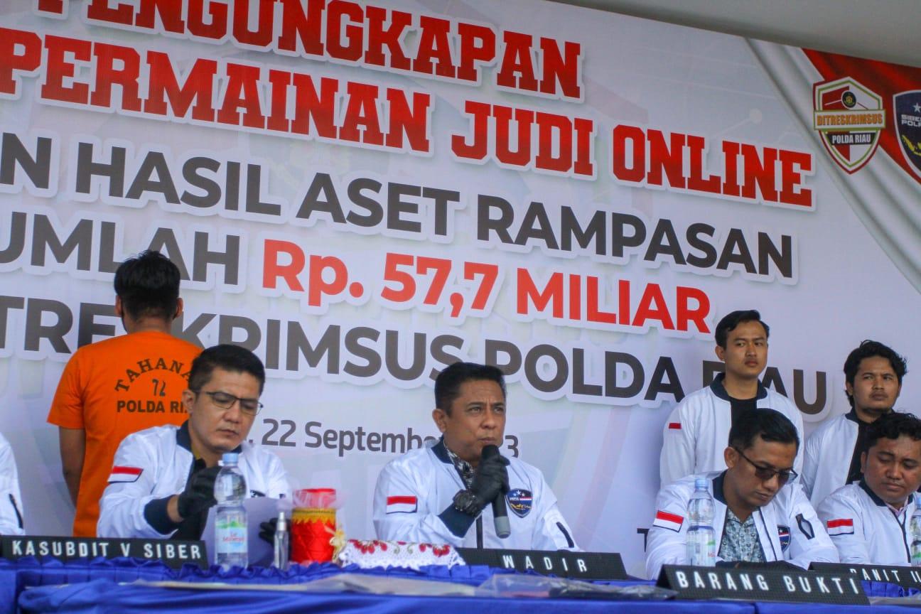 Polda Riau Ungkap Kasus Judi Online Beromset Miliaran Rupiah